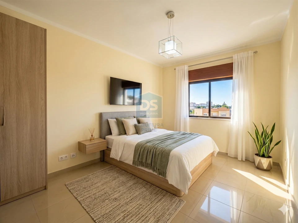 Apartamento T2 para Venda em Quarteira Foto 19