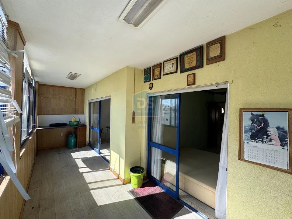 Apartamento T2 para Venda em Quarteira Foto 12