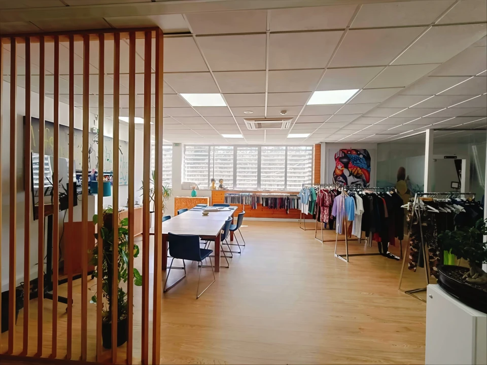 Armazém para Venda em Malta e Canidelo Foto 2