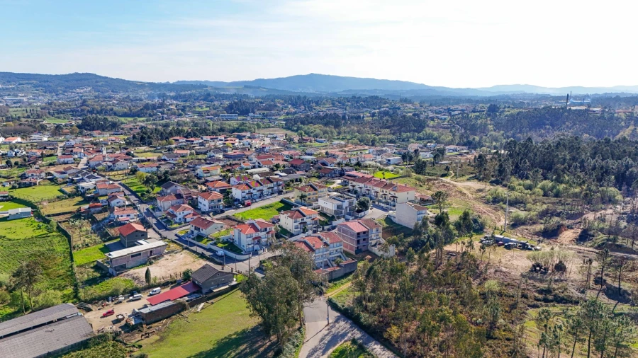 Moradia T3 para Venda em Cabanelas Foto 14