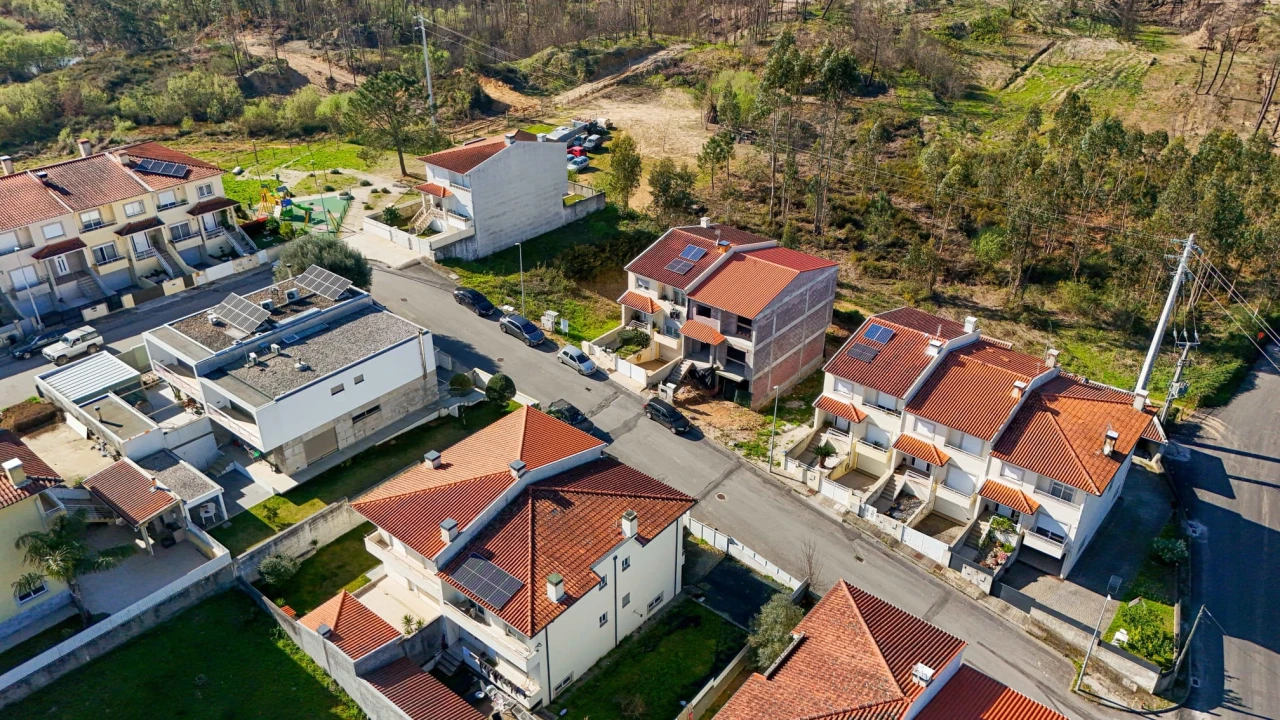 Moradia T3 para Venda em Cabanelas Foto 7