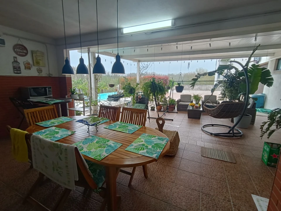 Moradia T4 para Venda em Lago Foto 30