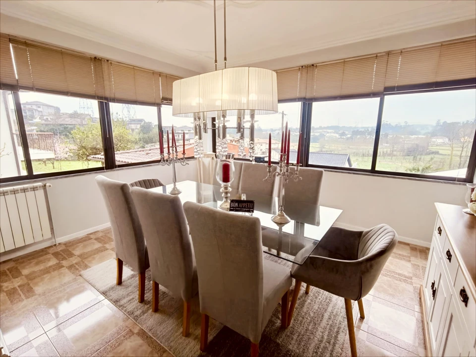 Moradia T4 para Venda em Lago Foto 23