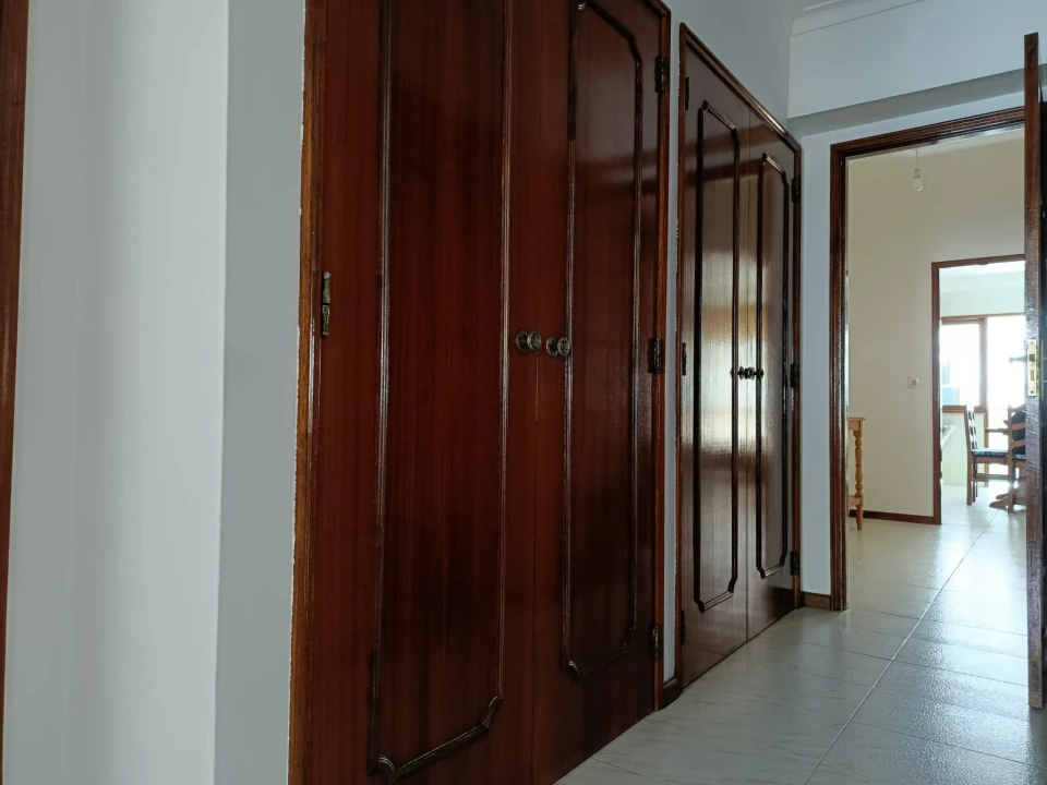 Apartamento T3 para Arrendamento em Chafe Foto 8