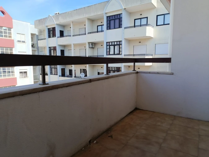 Apartamento T3 para Arrendamento em Chafe Foto 5