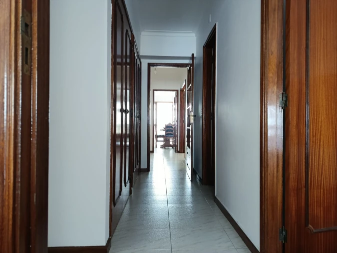 Apartamento T3 para Arrendamento em Chafe Foto 7