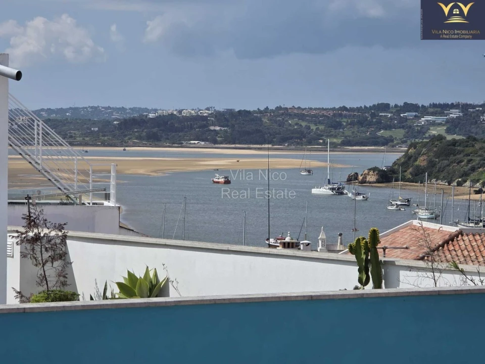 Moradia T3 para Venda em Alvor Foto 1
