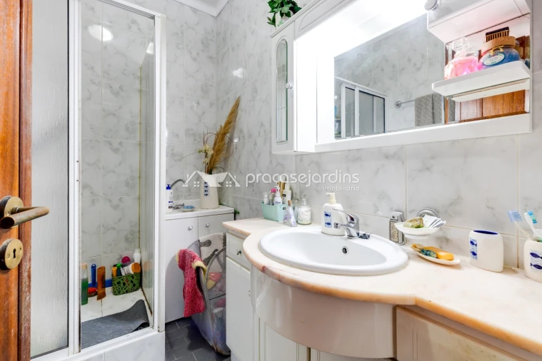 Apartamento T1 para Venda em Pataias e Martingança Foto 17