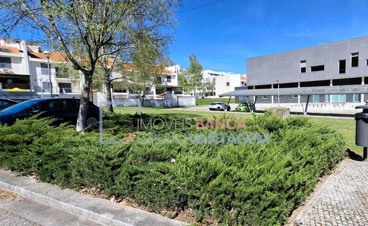 Terreno P/ Prédio para Venda em Viseu Foto 6