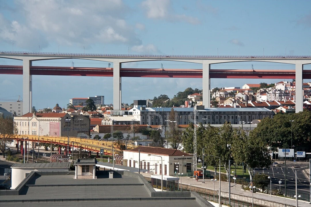 Apartamento T2 para Venda em Alcantara Foto 14