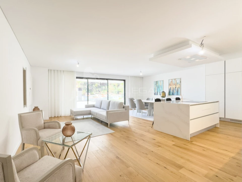 Apartamento T5 para Venda em Funchal (São Pedro) Foto 4
