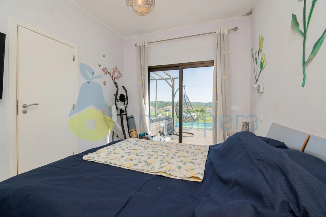 Moradia T3 para Venda em Silves Foto 24