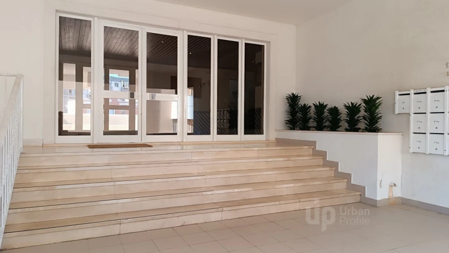 Apartamento T2 para Arrendamento em Cascais e Estoril Foto 2