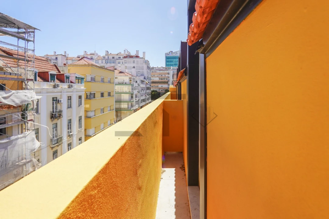 Apartamento T2 para Venda em São Domingos de Benfica Foto 4