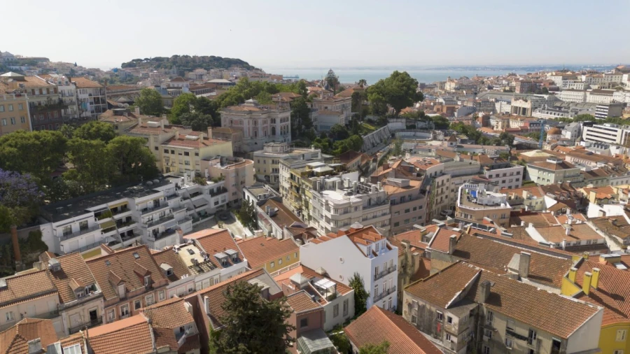 Apartamento T1 para Venda em Santo António Foto 13