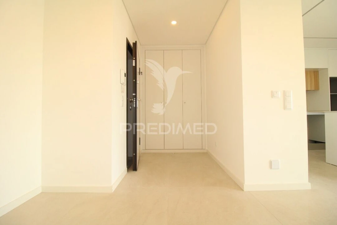 Apartamento T2 para Venda em Charneca de Caparica e Sobreda Foto 1