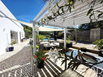 Moradia T3 para Venda em Santa Catarina da Fonte do Bispo