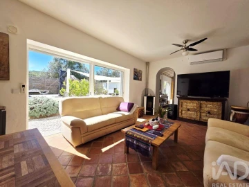 Moradia T3 para Venda em Santa Catarina da Fonte do Bispo