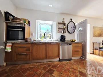 Moradia T3 para Venda em Santa Catarina da Fonte do Bispo