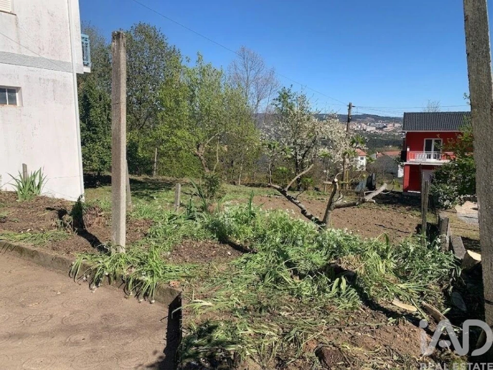 Moradia T3 para Venda em Lordelo Foto 33