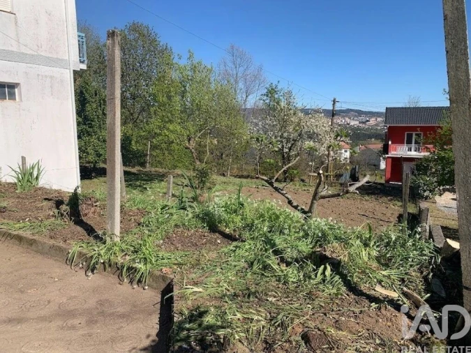 Moradia T3 para Venda em Lordelo Foto 33