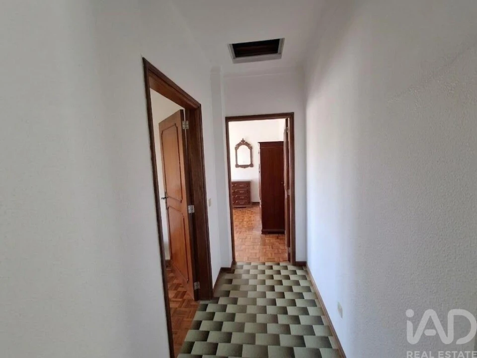 Moradia T3 para Venda em Lordelo Foto 7