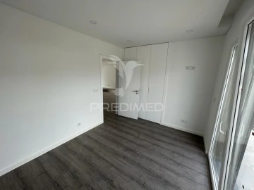 Apartamento T3 para Venda em Laranjeiro e Feijó