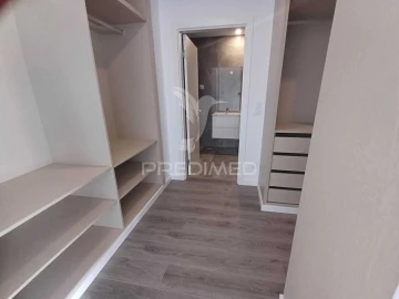 Apartamento T3 para Venda em Laranjeiro e Feijó