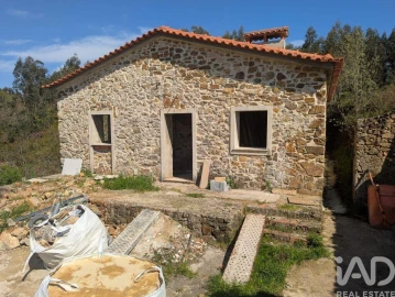 Moradia para Venda em Figueiró dos Vinhos e Bairradas