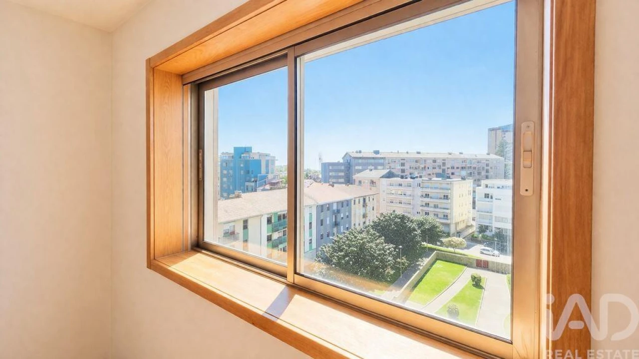 Apartamento T2 para Arrendamento em Ramalde Foto 16