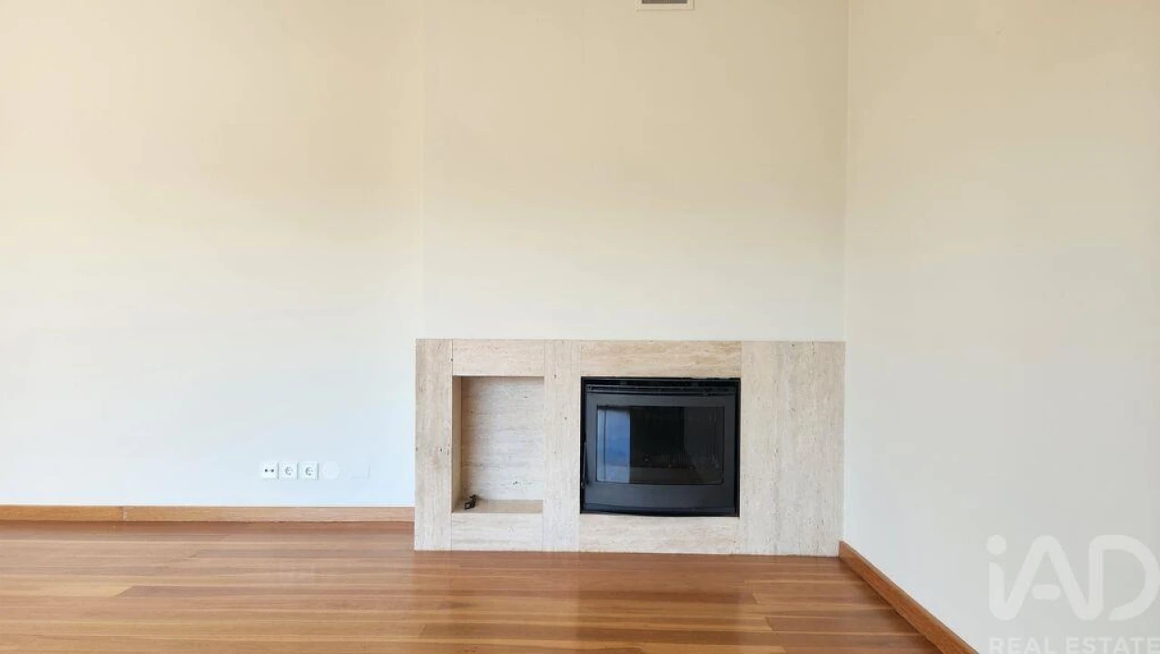 Apartamento T2 para Arrendamento em Ramalde Foto 1