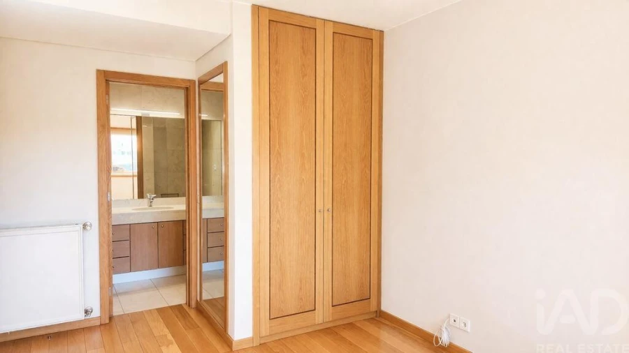 Apartamento T2 para Arrendamento em Ramalde Foto 21