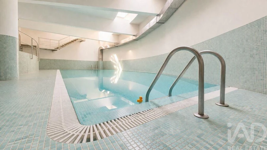 Apartamento T2 para Arrendamento em Ramalde Foto 2