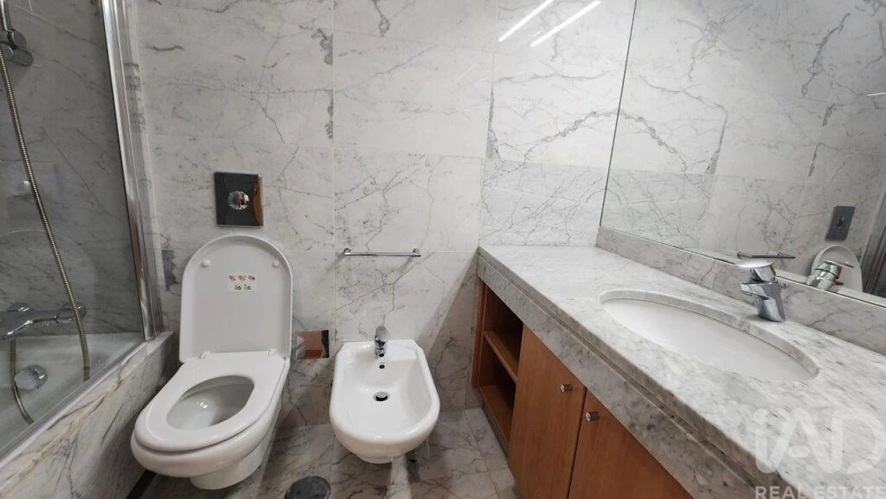 Apartamento T2 para Arrendamento em Ramalde Foto 12