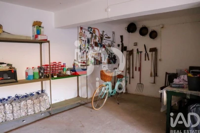 Moradia T4 para Venda em Montenegro