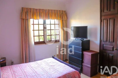 Moradia T4 para Venda em Montenegro