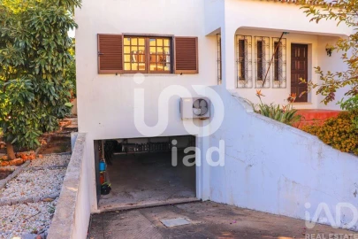 Moradia T4 para Venda em Montenegro