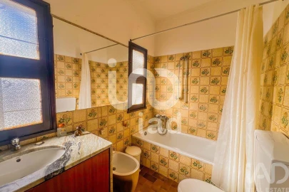 Moradia T4 para Venda em Montenegro