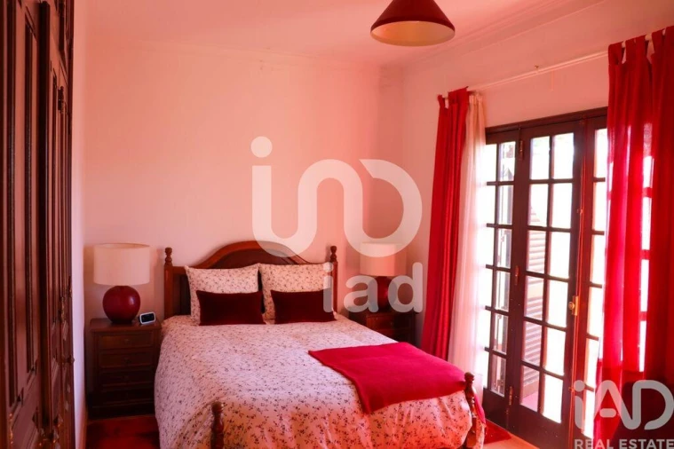 Moradia T4 para Venda em Montenegro Foto 24