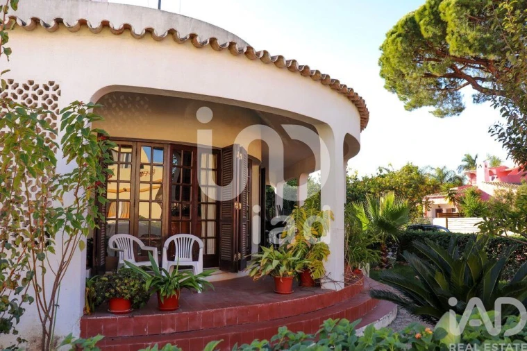 Moradia T4 para Venda em Montenegro Foto 3