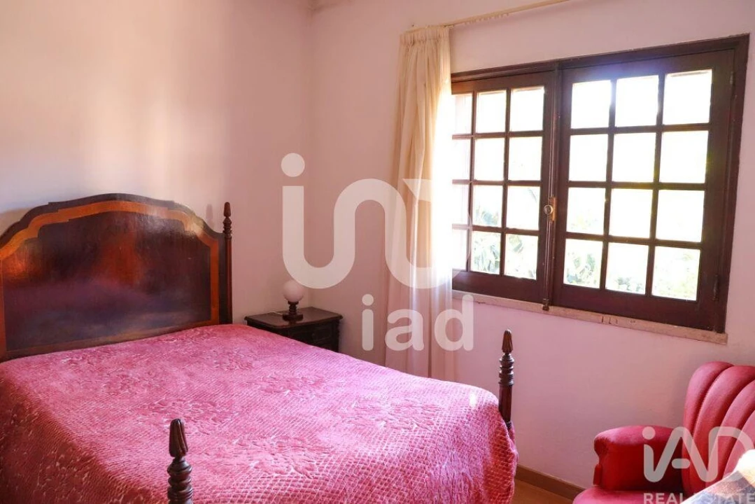 Moradia T4 para Venda em Montenegro Foto 17