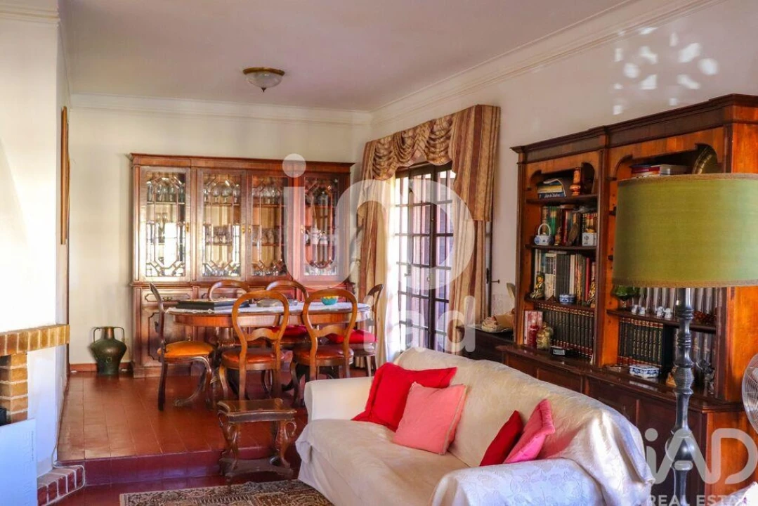 Moradia T4 para Venda em Montenegro Foto 11