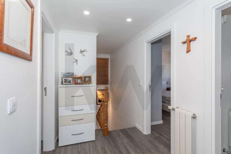 Moradia T4 para Venda em Charneca de Caparica e Sobreda Foto 33