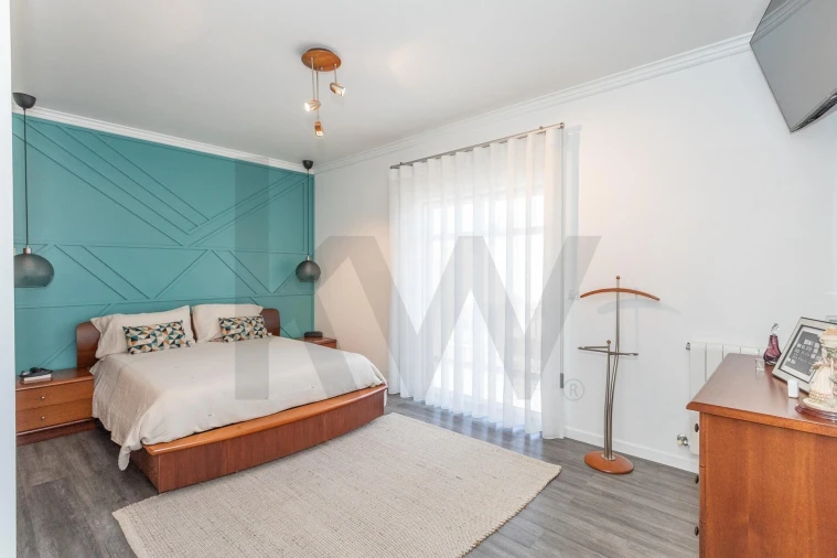 Moradia T4 para Venda em Charneca de Caparica e Sobreda Foto 36