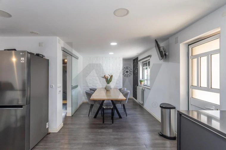 Moradia T4 para Venda em Charneca de Caparica e Sobreda Foto 18