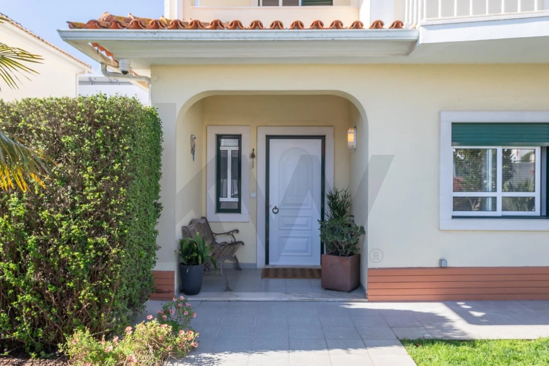 Moradia T4 para Venda em Charneca de Caparica e Sobreda Foto 5