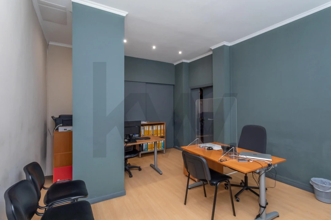 Loja para Venda em Campo de Ourique Foto 17