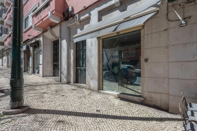 Loja para Venda em Campo de Ourique