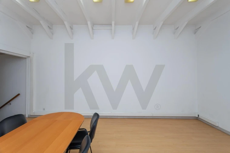 Loja para Venda em Campo de Ourique Foto 6