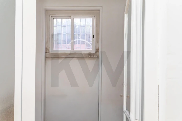 Loja para Venda em Campo de Ourique Foto 10